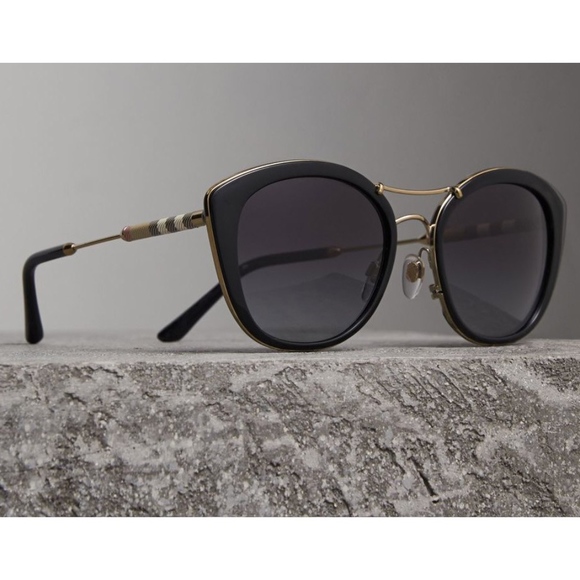 Burberry Sunglasses main image 4